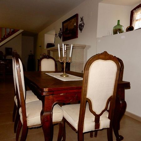 Apartmán La Resinera La Adrada Exteriér fotografie