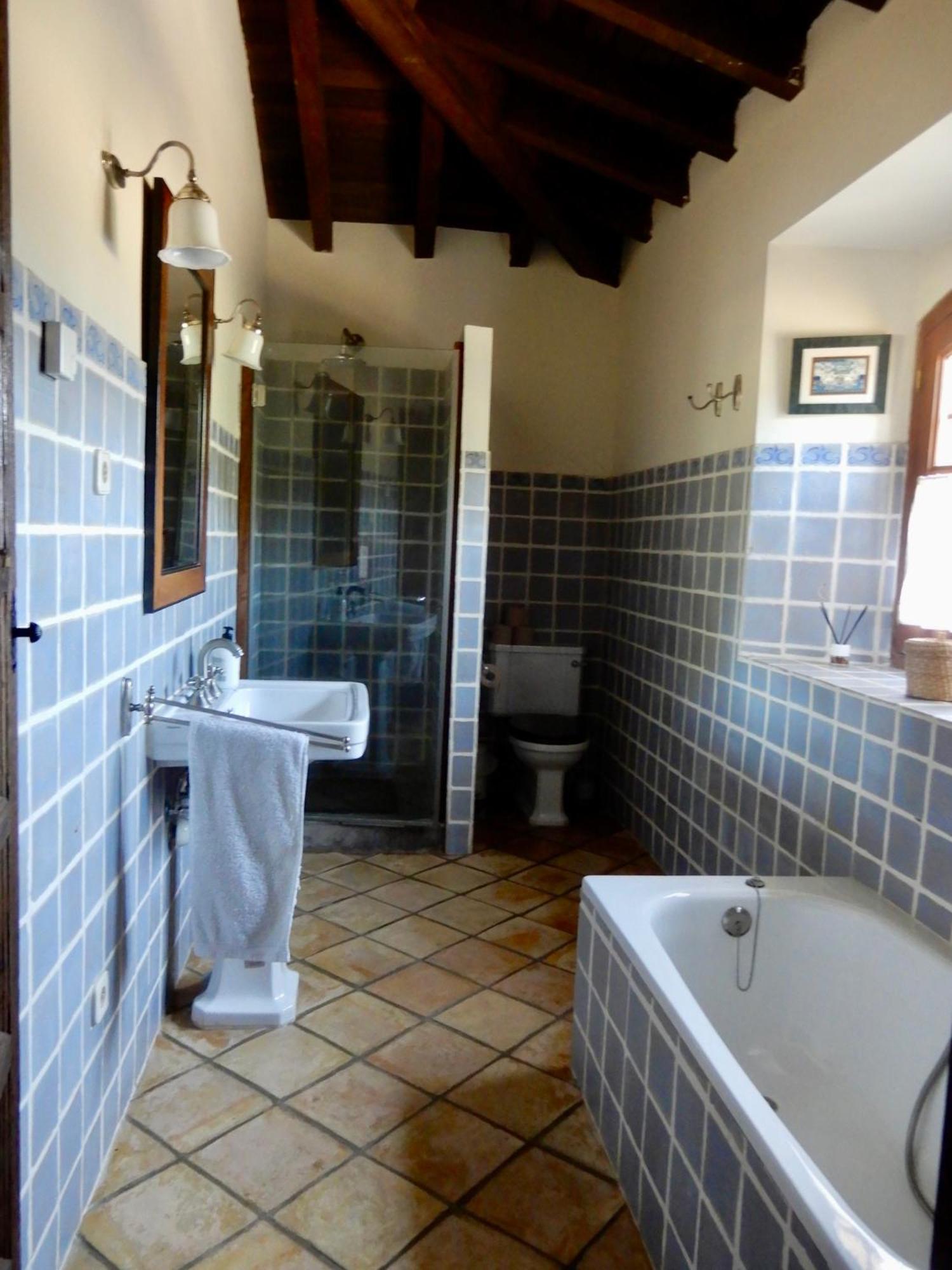 Apartmán La Resinera La Adrada Exteriér fotografie