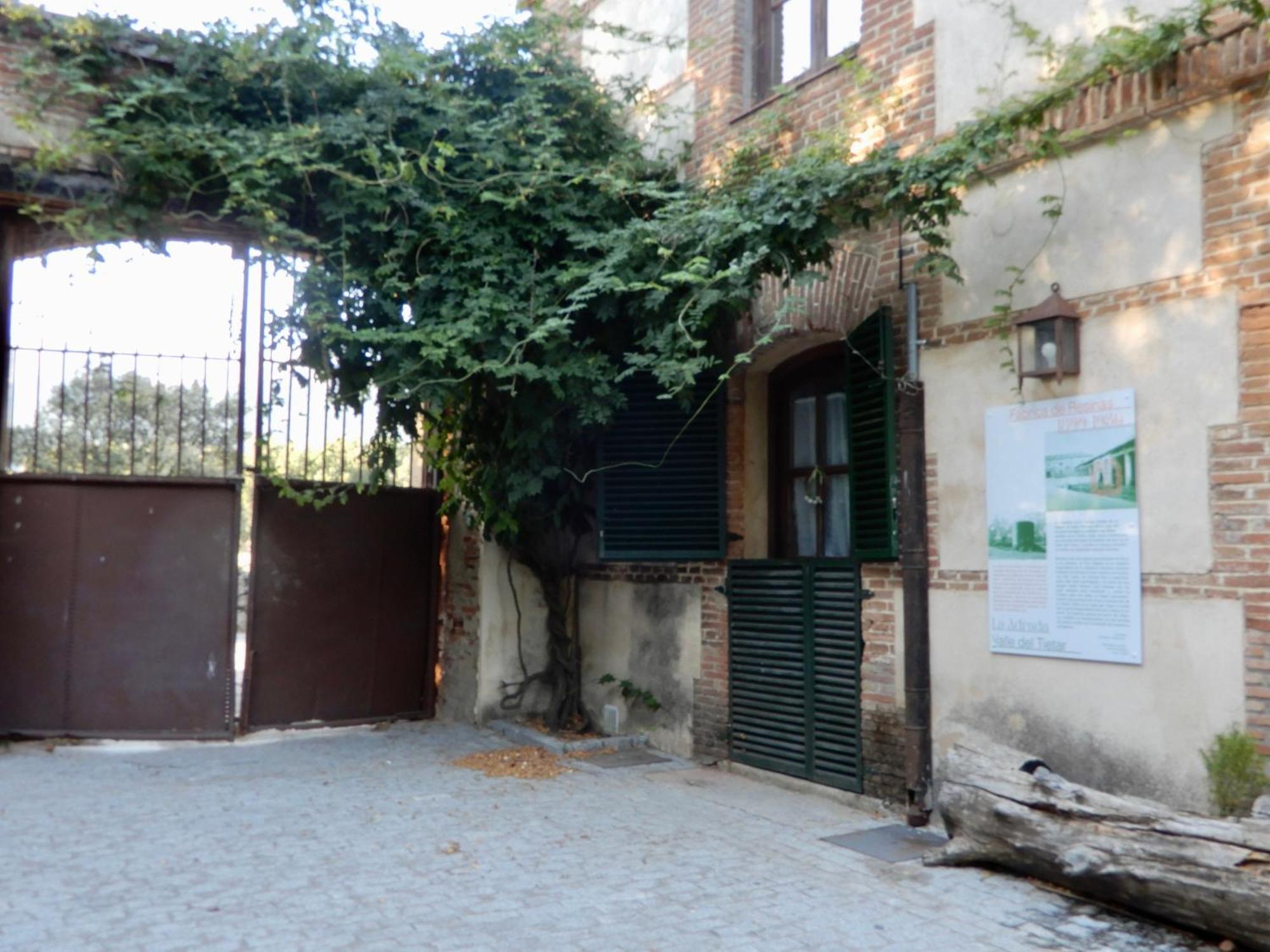 Apartmán La Resinera La Adrada Exteriér fotografie